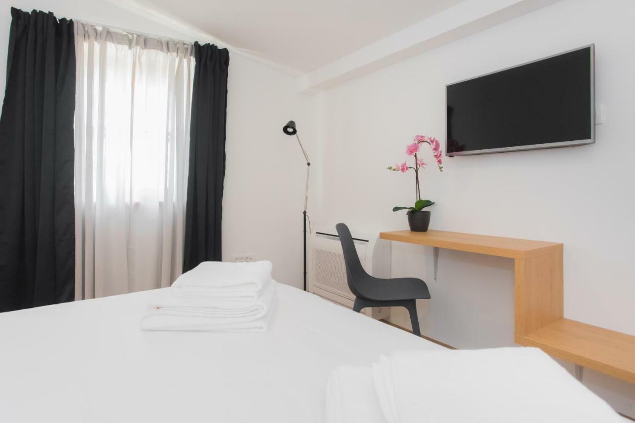 Rooms Kala Šibenik Esterno foto