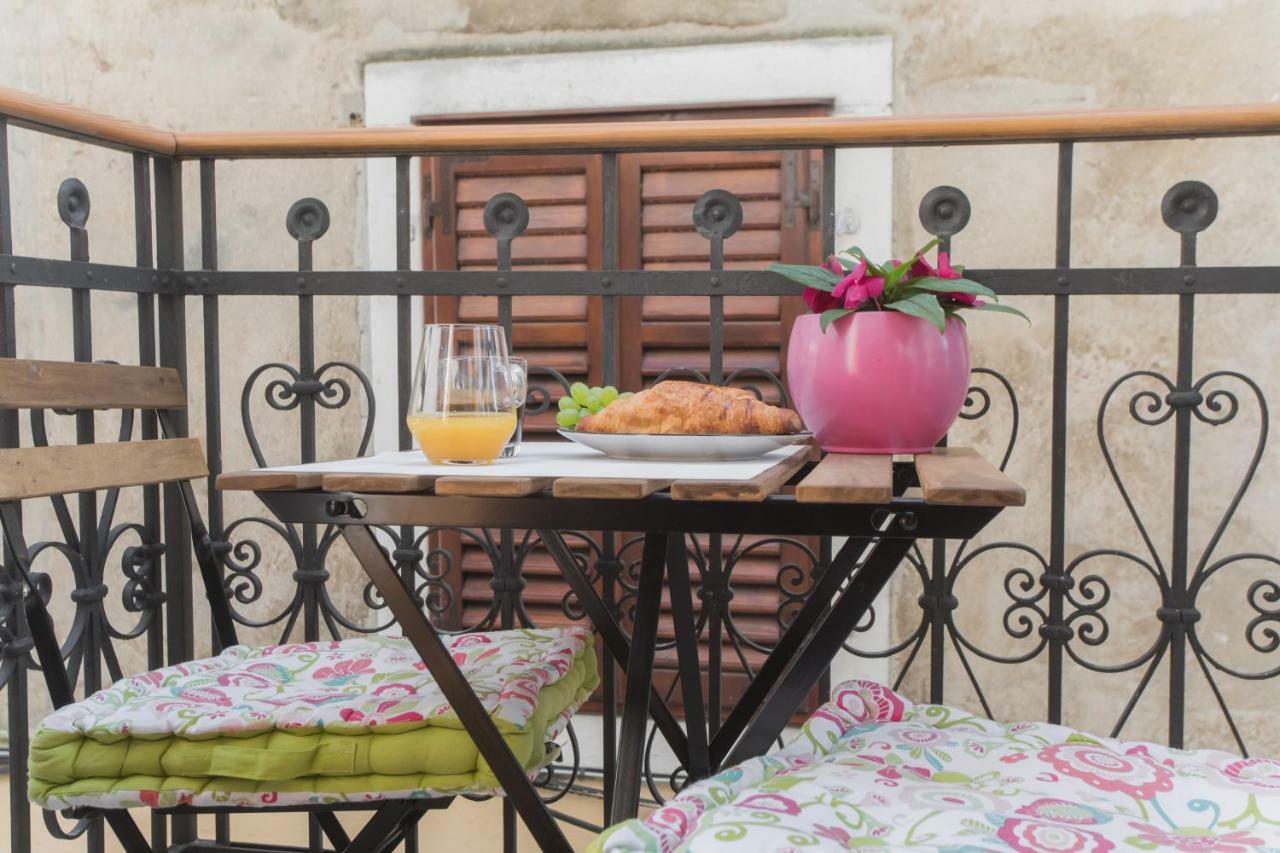 Rooms Kala Šibenik Esterno foto